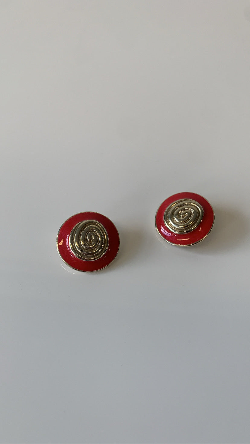 Rouge Clip-On Earrings