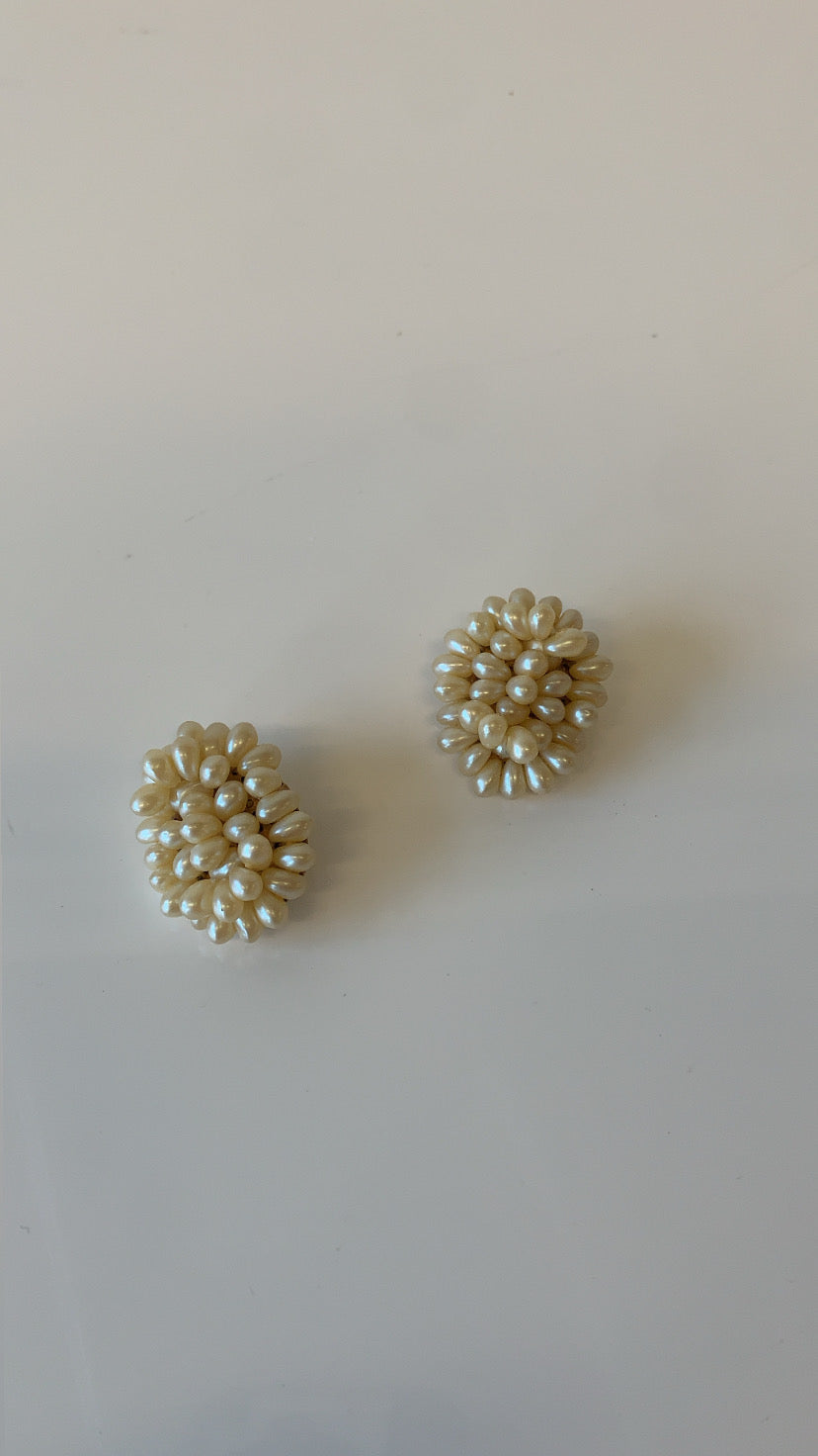 Pearl Cluster Clip-Ons